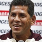 El Puma Carranza habla de las virtudes de Paco Casal con los jugadores.