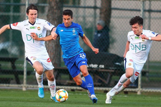 Paco Casal - Carlos De Pena en FC Dynamo Kyiv