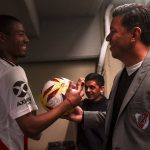 nicolas de la Cruz dueño de la pelota