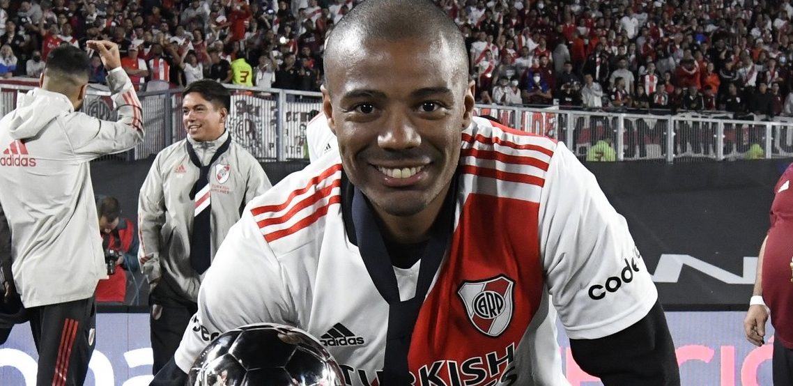 Nicolas de la Cruz campeón River copa 2021 portada