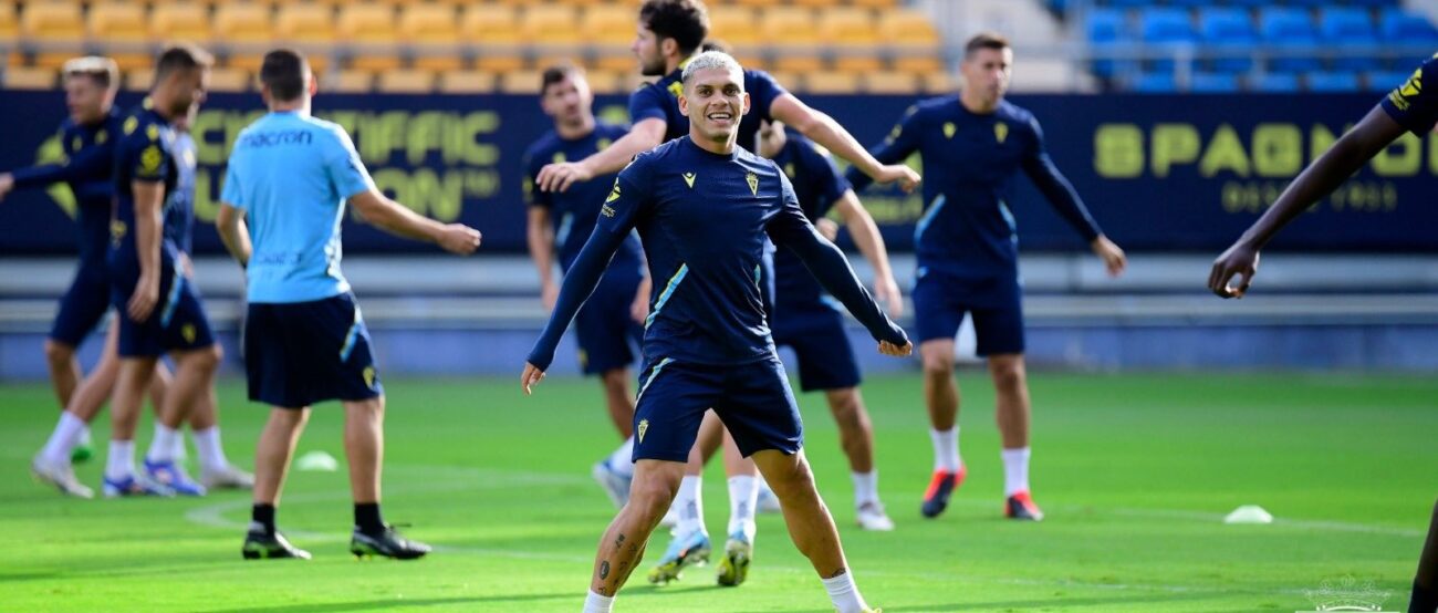 Brian Ocampo de 23 años, actual jugador del Cádiz (España)