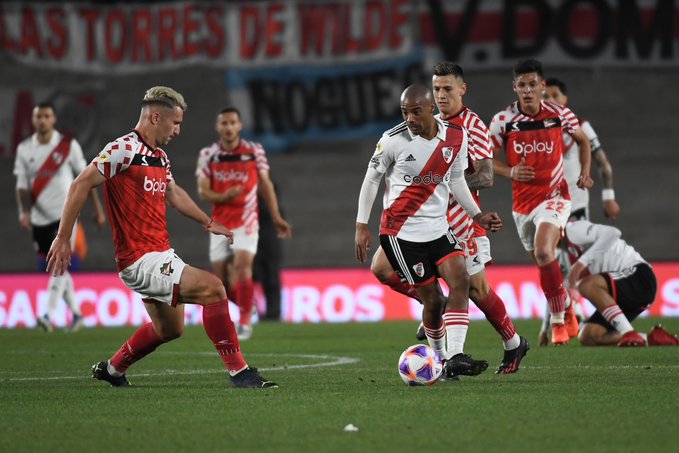 Nicolás de la cruz vs Estudiantes